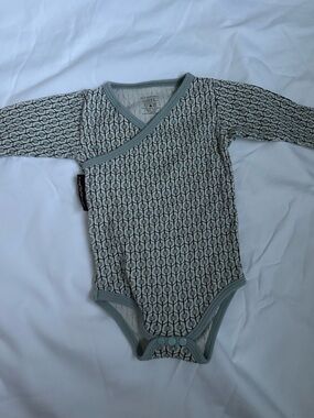 Petunia Pickle Bottom Gray-Green Geometric Wrap One-Piece Bodysuit